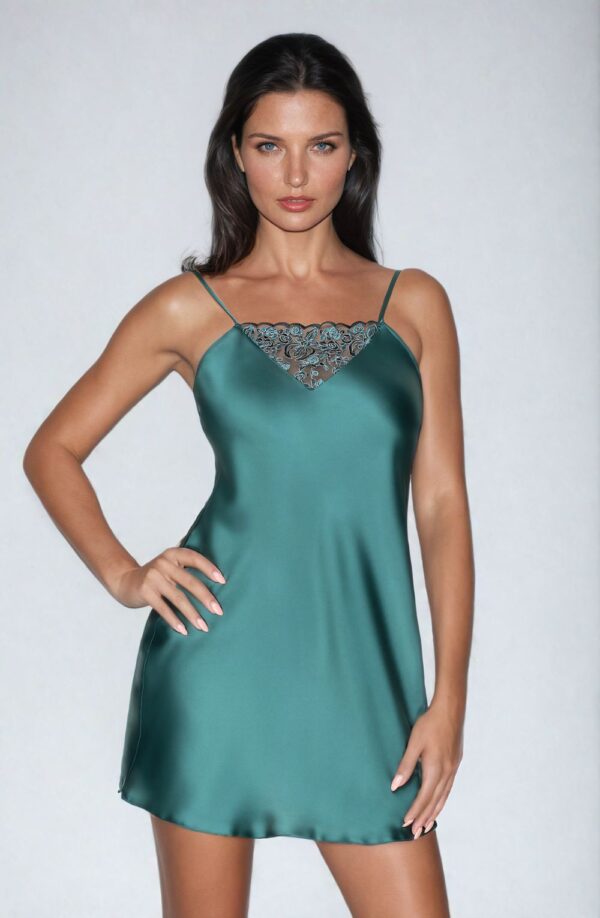 Irall Cleopatra Dressing Gown - Image 10