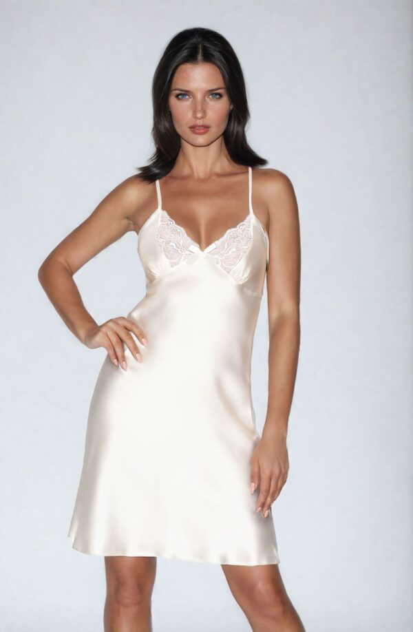 Irall Cleopatra Dressing Gown - Image 55